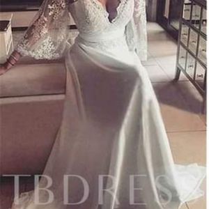 Wedding dress in ivory and lace size 2